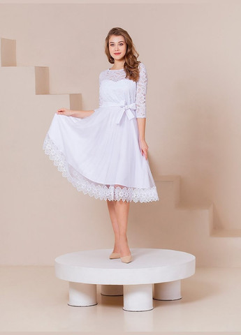 Белое вечернее платье с юбкой-солнце, а-силуэт First Woman однотонное