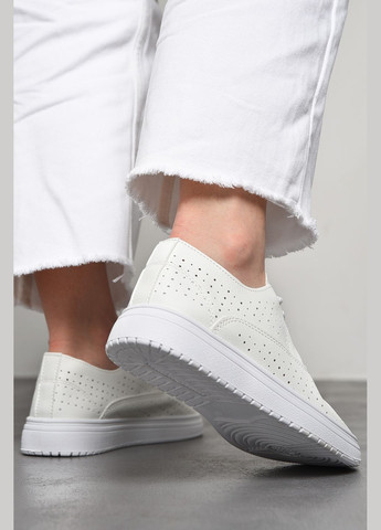 Мокасини жіночі білого кольору на шнурівці Let's Shop (290011270)