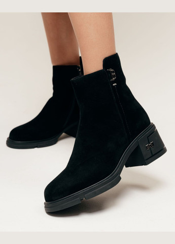 Черевики на підборах зимові чорні замша хутро Fabio Monelli (305822749)