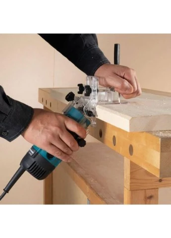 Фрезер 3712 530Вт цанга 6мм 32000об/хв 1.7кг Makita (360605388)
