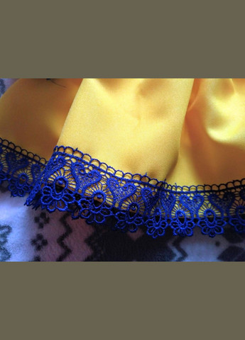 Блакитна костюм вишиванка для дівчинки жовта спідничка маки (359472915)