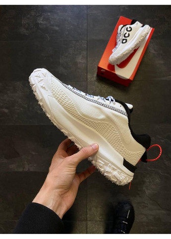 Білі Осінні кросівки чоловічі nike acg mountain fly 2 white найк асж маунс флай No Brand