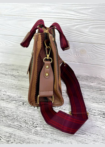 Стильная сумка кросс боди с длинной ручкой золотистая фурнитура No Brand (330618780)