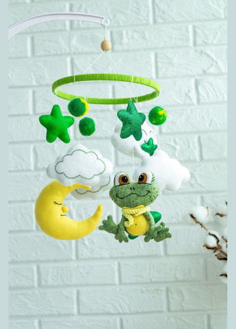 Дитячий мобіль на ліжечко для немовлят ручної роботи WooolyWool «Жабеня» No Brand (342758000)