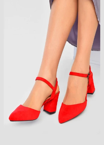 Босоніжки жіночі червоного кольору Let's Shop (332979883)
