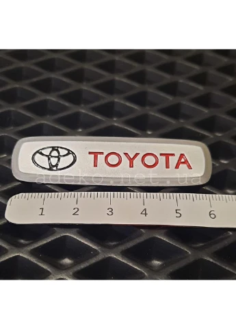Эмблема логотип шильдики на авто коврики Toyota (389302032)