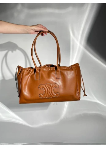 Сумка жіноча Cabas Drawstring Cuir Triomphe In Smooth Calfskin Tan No Brand (355343083)