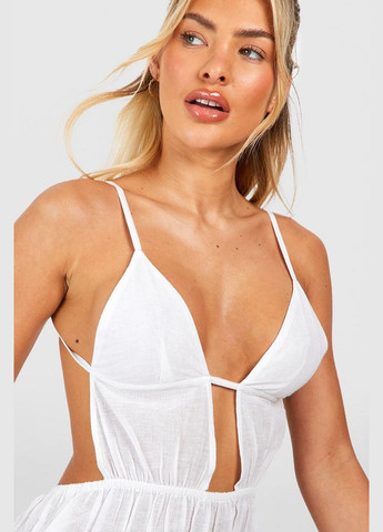 Белое пляжное платье Boohoo однотонное