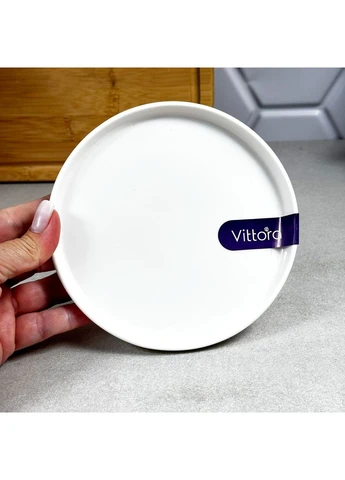 Тарелка пирожковая Royal 14,7 см белая фарфоровая Vittora (401913250)