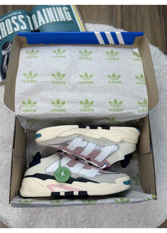 Белые летние кроссовки adidas niteball cream white адидас найтбол No Brand