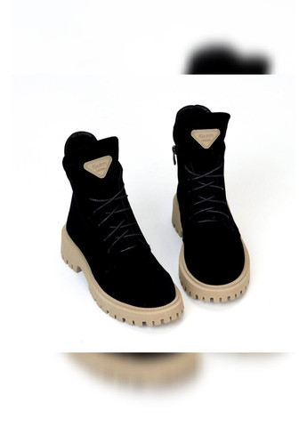 Жіночі демісезонні черевики з чорної замші з бежевою підошвою замшеві осінні черевики на шнурівці і блискавці Viki Черевики (366081966)