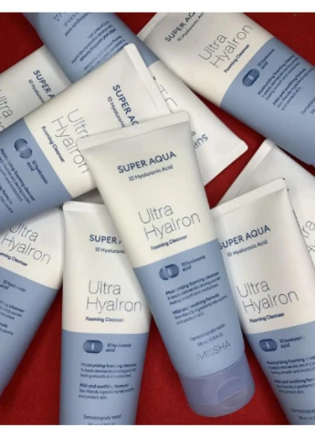 Пінка з 10 видами гіалуронової кислоти Super Aqua Ultra Hyalron Cleansing Foam, 200 мл MISSHA (316551314)