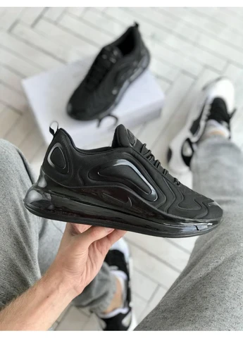 Черные демисезонные кроссовки мужские nike air max 720 black 1 найк аир макс 720 черные No Brand