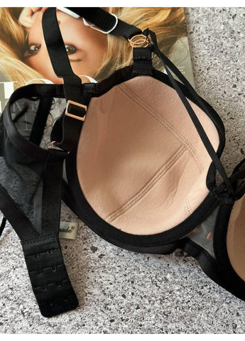 Чорний бюстгальтер з посиленою підтримкою та сіткою чорний Lanny Mode