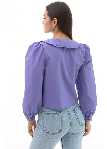 Сиреневая демисезонная блуза женская укороченная с объемными рукавами сиреневая mkar69007-3 Modna KAZKA