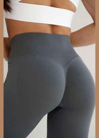 Серые демисезонные спортивные женские леггинсы soft с эффектом визуальной коррекции фигуры push up v-пояс однотонные серые SQ
