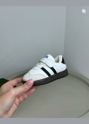 Белые детские кроссовки белые 1401 No Brand