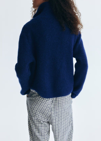 Темно-синий демисезонный свитер H&M