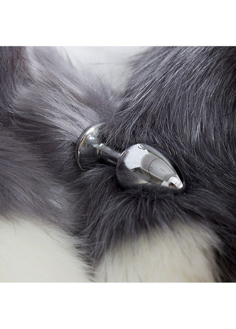 Анальная пробка металлическая с лисьим хвостиком серого цвета (размер S) We Love (284278664)