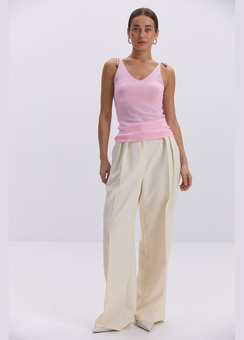 Жіноча в`язана майка світло-рожева з бретелями-зав`язками Arjen — 324392981