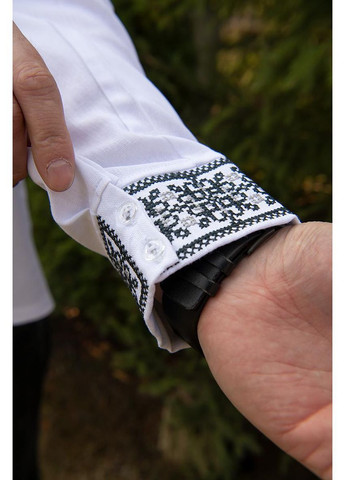 Белая мужская льняная вышиванка белого цвета с современным серым орнаментом, длинный рукав, стильный классический дизайн V&V узор орнамент прямой, приталенная, свободная лен (364864725)