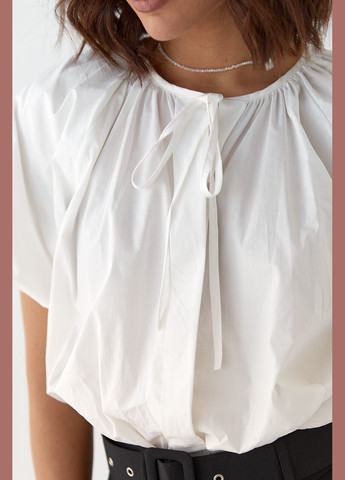 Молочная летняя блузка оверсайз с завязками и короткими рукавами Lurex