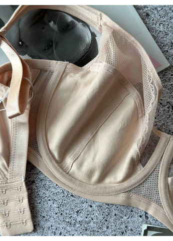 Бежевий комфортний бюстгальтер великих розмірів м’які чашки без поролону бежевий Lanny Mode