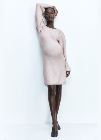 Розовое платье зимнее свободного кроя H&M