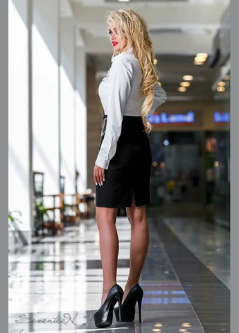 Белая блуза Seventeen