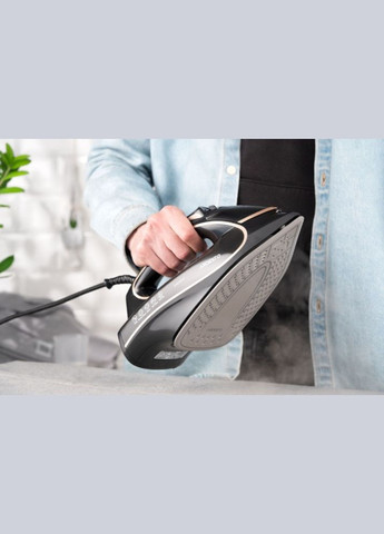 Гладильный паровой утюг IR-B2235 с керамическим покрытием подошвы 450мл 2400Вт Черный/ Ardesto (339604823)