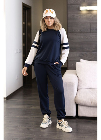 Прогулянковий костюм у спортивному стилі Fashion (360769409)