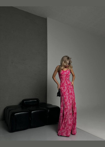 Розовое женское макси платье из софта цвет розовый р.46/48 453162 New Trend
