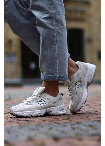 Бежевые демисезонные кроссовки мужские new balance 530 floral ink beige нью беланс 530 No Brand