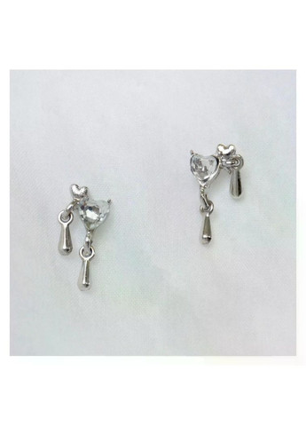 Набір міні сережок 3 пари мінімалістичні з метеликами серцями кристалами казкові пусети 6 штук fairycore гвоздики фентезі y2k No Brand (358936023)