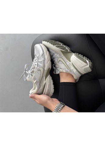 Кроссовки женские и мужские Nike V2K Runtekk White Metallic | Найк Рантекк В2К белые No Brand белые демисезоны (371770599)