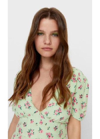 Салатова сукня весняно-літня Stradivarius