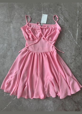 Рожева коктейльна сукня на бретелях з пишною спідницею з пишною спідницею MonCher