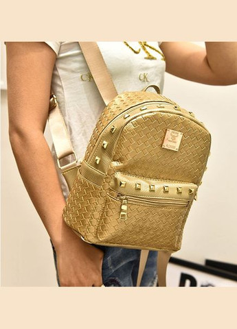 Женский плетеный мини рюкзак с шипами, рюкзачок золотой прогулочный No Brand (334730172)