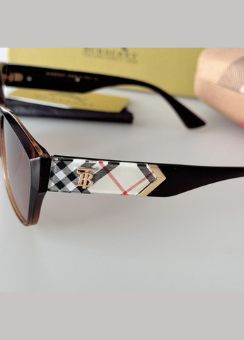 Женские брендовые солнцезащитные очки B (3399) коричневые No Brand (322156823)