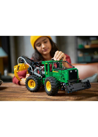 Конструктор Technic Трелевочный трактор John Deere 948L-II 1492 деталей (42157) Lego (281425454)