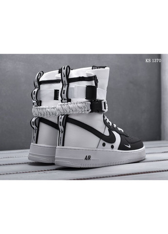 Черные демисезонные кроссовки мужские nike sf air force 1 white and black найк No Brand