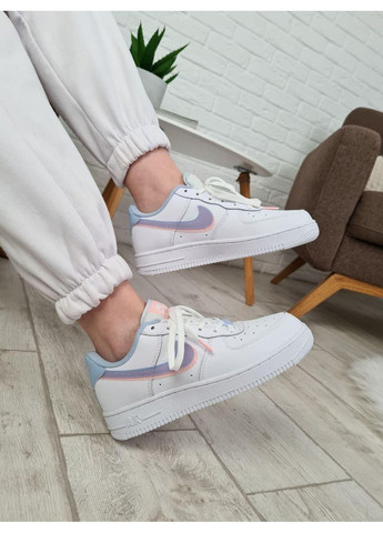 КРОСІВКИ ЖІНОЧІ NIKE AIR FORCE 1 WHITE BLUE PINK НАЙК АІР ФОРС 1 ПРЕМІУМ No Brand рожеві демісезони (367115103)