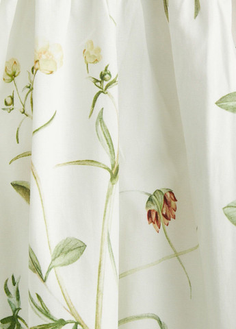 Белое кэжуал платье H&M с цветочным принтом