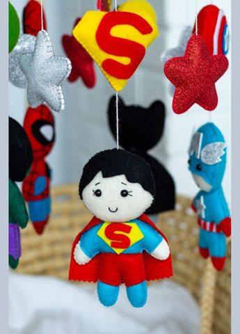 Детский мобиль на кроватку для младенцев WooolyWool «Супер-герои» No Brand (342757893)