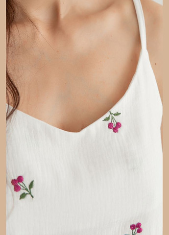 Белая всесезон майка с вышивкой из муслина blueberry Forly