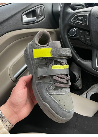 Черные демисезонные кроссовки мужские adidas forum black yellow адидас форум No Brand