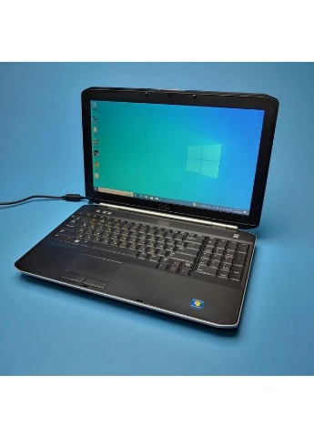 Ноутбук Б-класс Latitude E5520 / 15.6" (1366x768) TN / intel Core i5-2410M (2 (4) ядра по 2.3 - 2.9 GHz) / 8 GB DDR3 / 240 GB Dell (398146819)