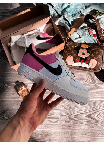 КРОСІВКИ ЖІНОЧІ NIKE AIR FORCE 1 WHITE PINK BLACK НАЙК АІР ФОРС 1 ПРЕМІУМ No Brand рожеві демісезони (367174514)