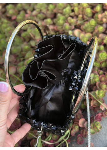 Жіноча кругла сумка з намистин ручної роботи з ланцюжком червона No Brand (362136998)