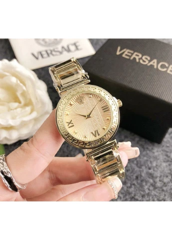 Жіночий наручний годинник металевий стиль Versace, стильний і модний годинник браслет Версчі Золото No Brand (393694995)